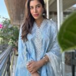 Sophie Choudry Instagram - Eid Mubarak everyone! May you and your loved ones be blessed with health, happiness, peace & prosperity❤️🌙🤲🏼 #eidmubarak #eidulfitr #eidoutfit