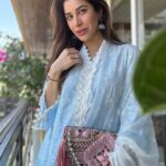 Sophie Choudry Instagram - Eid Mubarak everyone! May you and your loved ones be blessed with health, happiness, peace & prosperity❤️🌙🤲🏼 #eidmubarak #eidulfitr #eidoutfit