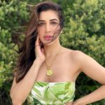 Sophie Choudry Instagram - Never stop be-leafing 🍃💚 #tuesdaymotivation #selfbelief #summervibes Dress @julyissue_online Necklace @since1988.in @tanimakhosla #positivevibesonly #nature #naturalbeauty #nofilterneeded #green #sophiechoudry #traveldiaries