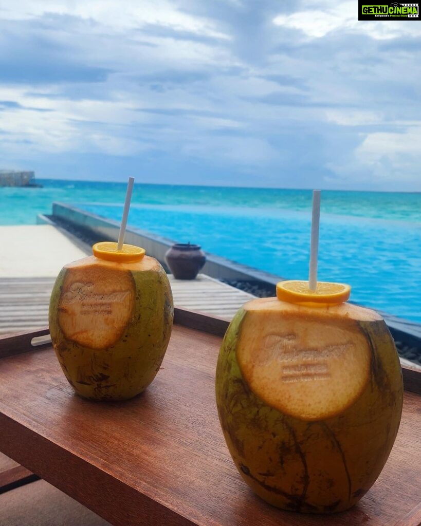 Sophie Choudry Instagram - Relax. Refresh. Recharge🏝️🌊 🐚 #photodump #beachlife @fairmont.maldives @fairmonthotels Styling. @tanimakhosla Partner in crime @ambereenyusuf #fairmontmaldives #fairmonthotels @travelscapes_vm #mondayblues #beachbabe #maldives #vacaymode #feelslikesummer #beachlife #sophiechoudry #sunset #reset #breathe #ocean #gratitude #bikini #holidaystyle Fairmont Maldives, Sirru Fen Fushi