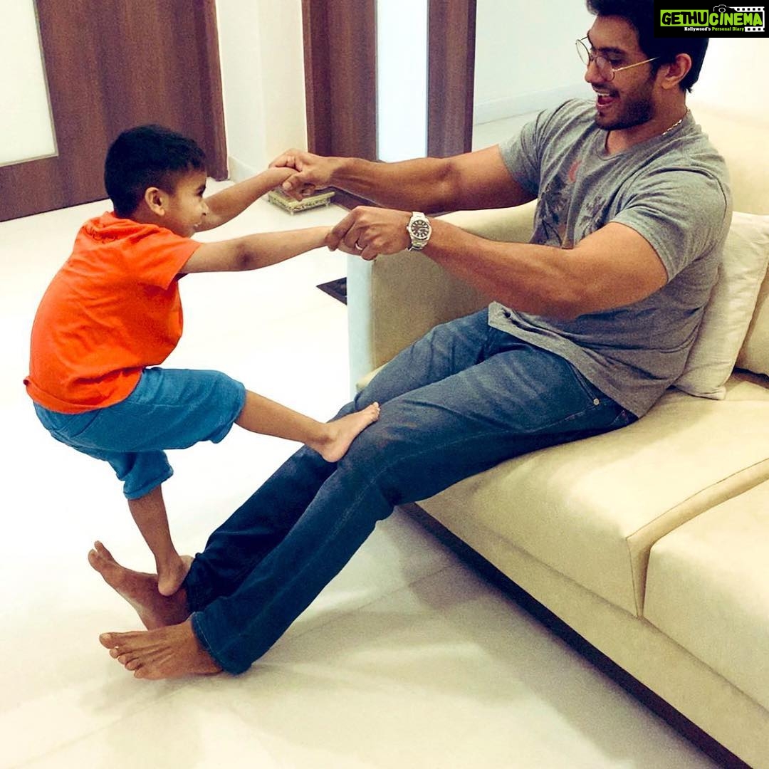 Soundarya Rajinikanth Instagram - ... And that’s what a #Blessing looks like ❤️❤️❤️❤️😍😍😍😍🙏🏻🙏🏻🙏🏻🙏🏻 #MyBoys #MyLife #Ved #Vishagan #Grateful #Blessed #GodsAreWithUs