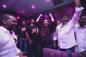 Soundarya Rajinikanth Instagram - And that’s how my day began 🤩🤩🤩🤩🤩🤩🤩🤩🤩🤩🤩🤩🤩🤩🙌🏻🙌🏻🙌🏻🙌🏻🙌🏻🙌🏻🙌🏻🙌🏻🙌🏻🙌🏻🙌🏻🙌🏻 SUPERSTAR!!!!! #DarbarFDFS
