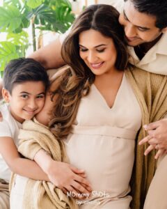 Soundarya Rajinikanth Instagram - With gods abundant grace and our parents blessings 🙏🏻🙏🏻😇😇 … Vishagan , Ved and I are thrilled to welcome Ved’s little brother 💙💙💙 VEER RAJINIKANTH VANANGAMUDI today 11/9/22 #Veer #Blessed #BabyBoy 😇🥰😍👨‍👩‍👦‍👦 a huge thank you to our amazing doctors @sumana_manohar , Dr.Srividya Seshadri , @SeshadriSuresh3 🙏🏻🙏🏻🙏🏻