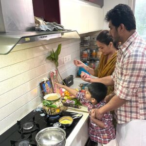 Soundarya Rajinikanth Instagram - அனைவருக்கும் பொங்கல் நல்வாழ்த்துகள் 🙏🏻🙏🏻🙏🏻
