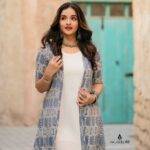 Sowmya Menon Instagram – 🦋♾️🦋

👗 @amazebyashiyajesel
📷 @cool_clicks_dxb 
💄 @alsaa_beauty

#skr #actorslife #shootdays