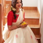 Sowmya Menon Instagram – May this auspicious day usher in a new dawn, new hope, peace, joy, and happiness. Happy and auspicious Vishu!🌼🌸🌼

#happyvishu #festival #blessed