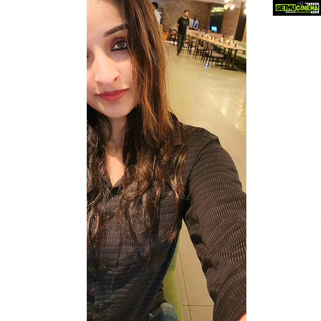 Sowmya Menon - 12.2K Likes - Sweet Sunday Vibes♾️🦋
#relaxrefreshrecharge #happyweekend