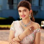 Sreeleela Instagram - Super thrilled to be a part of the CMR family as I join them as their brand ambassador for @cmrjewllerstelangana ✨ Looking forward to this excited collaboration. #cmrjewellers #cmrjewellerstelangana #sreeleela