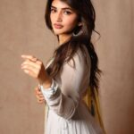 Sreeleela Instagram - Ukiyo 🤍 (Look up the meaning) . . . . . . . Styled by @ashwin_ash1 Styling assistant @kajjam_avinash Wearing @rah.hyderabad Shot by @pranav.foto Hair @priyankaarora22 MUA @emraanartistry