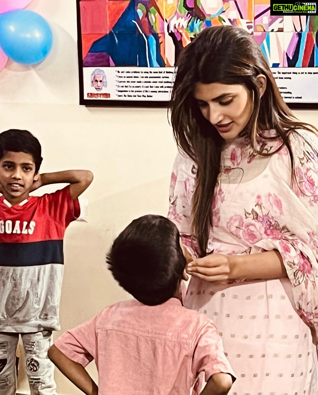 Sreeleela Instagram - My tiny group With giant dreams My small gundusss With the biggest heartssss They are so precious you wouldn’t know until you see them 🥹🥹 A day well spent Talking about dreams , stories , dancing, singing ,pampering, showering each other with loads of love 💓💓 I remember walking in with a heart full of love to give but guess what? They overflowed me with their cute little eyes and smiles 🥹🥰🥰 I know each one of you wants to experience this and trust me it’s possible !!! So many times people want to be there for others but they just don’t have direction and don’t know how to do it. It’s all in your hands - one tap, one google search and you’ll find your beautiful kids around you As I type this I don’t expect you to give extreme donations But all I want to say is that give them what’s most precious to you YOUR TIME YOUR LOVE YOUR WARMTH That’s what they need the most…… Just once a week or a month spend time eating a meal with them, it’s not only tummy filling but it’s heart filling 💝 And with my filled heart let’s start #Hereforyou Whenever you visit an orphanage or any such institution post a picture and tag #Hereforyou I’m waiting to see more pictures of twinkling eyes and smiling hearts 💕 What say? Let’s do this together Hand in hand I’m #Hereforyou