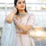 Sreemukhi Instagram - BB Jodi! ✨ Stylist @greeshma_krishna.k Styling assistant @stephen_styles_ Outfit @kowshiki_couture Jewellery @goyazsilverjewellery Photography @rajeshphoto_ Make up @nookesh.malla Hair @mahesh_ravulapalli #sreemukhi #BBJodi #starmaa