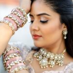 Sreemukhi Instagram - BB Jodi! ✨ Stylist @greeshma_krishna.k Styling assistant @stephen_styles_ Outfit @kowshiki_couture Jewellery @goyazsilverjewellery Photography @rajeshphoto_ Make up @nookesh.malla Hair @mahesh_ravulapalli #sreemukhi #BBJodi #starmaa