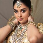 Sreemukhi Instagram - BB JODI ✨ Finale ✨ Stylist @greeshma_krishna.k Styling assistant @stephen_styles_ Outfit @srivichowdary Jewellery @goyazsilverjewellery PC @epics_by_pradeep Makeup @nookesh.malla Hair @mahesh_ravulapalli #BBJodi #BBJodifinale #sreemukhi