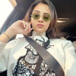 Sreemukhi Instagram - Day 1! 🖤 Bangkok! 🖤 Sawadeeeeeekaaaaawwww! 🖤😍 #bangkok #thailand #birthdaytrip #dirtythirty #sreemukhi