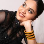 Sreemukhi Instagram - ASMP on @starmaa ✨ Styling @greeshma_krishna.k Outfit @laksha_creations PC @epics_by_pradeep Make up @nookesh.malla Hair @mahesh_ravulapalli #sreemukhi #aadivaaramwithstarmaaparivaaram #starmaa