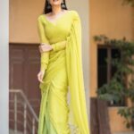 Sreemukhi Instagram - Plain chiffons ✨✨ Saree @gummadidalashashi.label Makeup @nookesh.malla Hair @mahesh_ravulapalli PC @chinthuu_klicks #sreemukhi #sarees
