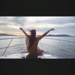Sreemukhi Instagram - Only peace! 🧿❤️🥰 VC @sushruth #phuket #phiphi #dirtythirty #birthday #sreemukhi #yacht #yachtlife #peace #love