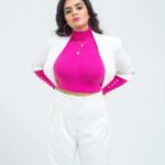 Sreemukhi Instagram - Pinks! ✨💕 Styled by @greeshma_krishna.k Style team @stephen_styles_ Makeup @nookesh.malla Hair @mahesh_ravulapalli PC @chinthuu_klicks #sreemukhi #starmaa #bbjodi #styledbygkk