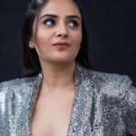 Sreemukhi Instagram - Bling it up! ✨ Outfit @gummadidalashashi.label Styling @greeshma_krishna.k Decor @vinnus_classy_events Make up @nookesh.malla Hair @mahesh_ravulapalli PC @chinthuu_klicks #bling #sreemukhi