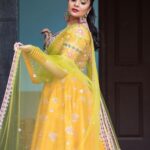 Sreemukhi Instagram - Rise n Shine! ✨ BB Jodi ✨ Outfit @olivesbysashi.in Styling @greeshma_krishna.k Earrings @yuvi_collections Makeup @nookesh.malla Hair @mahesh_ravulapalli PC @chinthuu_klicks #risenshine #yellows #sreemukhi #styledbygkk