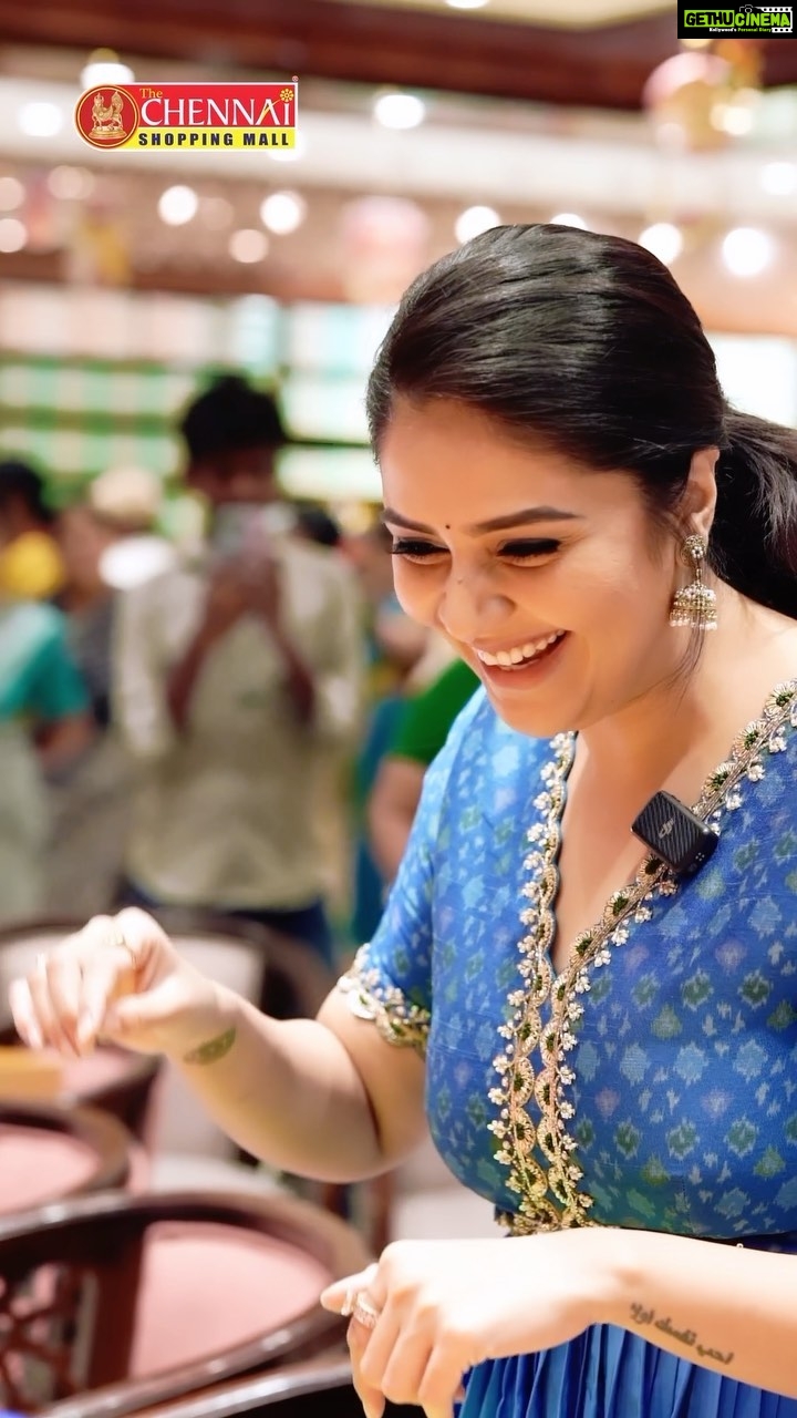 Sreemukhi Instagram - Hi guys, I’m super excited to share that I’ve been recently invited as a special guest to our favourite family shopping mall which is @thechennaishoppingmallofficial . I was absolutely mesmerized by the inspiring collection they had! But that’s not all - they also have some fantastic news to share with! Their brand new store is set to open on 6th May at Mancherial, Telangana. Get excited to discover even more amazing shopping experiences and take advantage of some amazing deals. Stay tuned for more updates on the grand opening by @thechennaishoppingmallofficial Brand Managed By @strikersinsta