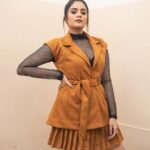 Sreemukhi Instagram - BB Jodi! 💃✨ On @starmaa ✨ Styled by @greeshma_krishna.k Outfit @akhilareddylabel Make up @nookesh.malla Hair @mahesh_ravulapalli PC @chinthuu_klicks #sreemukhi #starmaa #BBJodi #styledbygkk