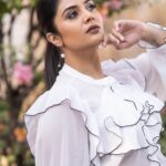 Sreemukhi Instagram - BB Jodi! 💃✨ On @starmaa ✨ Styled by @greeshma_krishna.k Style team @stephen_styles_ Makeup @nookesh.malla Hair @mahesh_ravulapalli PC @rclikzstudios #sreemukhi #starmaa #bbjodi #styledbygkk