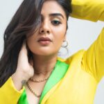 Sreemukhi Instagram – Happy Holi you guys ✨☺️

Outfit @gummadidalashashi.label 
Styling @greeshma_krishna.k 
Make up @nookesh.malla 
Hair @mahesh_ravulapalli 
PC @chinthuu_klicks 

#happyholi #sreemukhi