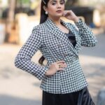 Sreemukhi Instagram - BB Jodi! 💃✨ On @starmaa ✨ Styled by @greeshma_krishna.k Earrings @thetrinkaholic PC @chinthuu_klicks Make up @nookesh.malla Hair @mahesh_ravulapalli #sreemukhi #starmaa #bbjodi #styledbygkk