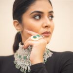 Sreemukhi Instagram - BB Jodi! 💃✨ On @starmaa ✨ Styled by @greeshma_krishna.k Jewellery @emmadi_silver_jewellery PC @chinthuu_klicks Make up @nookesh.malla Hair @mahi_brand_ #sreemukhi #starmaa #BBJodi #styledbygkk