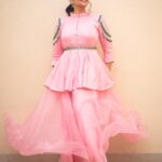 Sreemukhi Instagram - Aadivaaram with star maa parivaaram! ✨ On @starmaa every Sunday at 11 am! ✨ Styled by @greeshma_krishna.k Style team @stephen_styles_ Outfit - @pinkpetalsdesignhouse Earrings- @houseofqc PC @chinthuu_klicks Makeup @nookesh.malla Hair @mahesh_ravulapalli #sreemukhi #starmaa #aadivaaramwithstarmaaparivaaram #styledbygkk