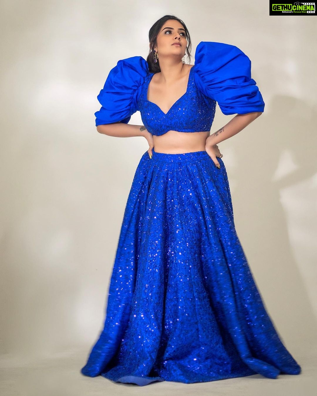 Sreemukhi Instagram - Out of blue?! ๐คจ No blue it up!!! ๐โจ๐ Styled by - @greeshma_krishna.k Style team - @stephen_styles_ Outfit - @abhignaakepati Earrings - @thetrinkaholic PC @chinthuu_klicks Make up @nookesh.malla Hair @mahi_brand_ #sreemukhi #blues #styledbygkk