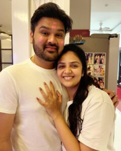 Sreemukhi Instagram - Happy Birthday Thampri @sushruth 😍😘
I love you the most ❤️
Hence I twin with you! 🤪😝
Kisses! Hugs! Love! 🧿
#sushruth #happybirthday #iloveyou