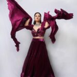 Sreemukhi Instagram - 🤎✨ Outfit @gummadidalashashi.label Jewellery @emmadi_silver_jewellery PC @epics_by_pradeep Make up @nookesh.malla Hair @mahesh_ravulapalli #sreemukhi #tbt #mrandmrs