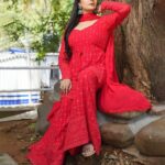 Sreemukhi Instagram - Neethone dance ❤️ Outfit @gummadidalashashi.label Earrings @emmadi_silver_jewellery PC @epics_by_pradeep Make up @nookesh.malla Hair @mahesh_ravulapalli #neethonedance #starmaa #sreemukhi