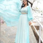 Sreemukhi Instagram - ASMP ✨ Farewell on @starmaa ✨ Styling @greeshma_krishna.k Outfit @label_isha PC @epics_by_pradeep Makeup @nookesh.malla Hair @mahesh_ravulapalli #sreemukhi #ASMP #