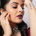 Sreemukhi Instagram - 🤎✨ Outfit @gummadidalashashi.label Jewellery @emmadi_silver_jewellery PC @epics_by_pradeep Make up @nookesh.malla Hair @mahesh_ravulapalli #sreemukhi #tbt #mrandmrs
