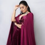 Sreemukhi Instagram - 🤎✨ Outfit @gummadidalashashi.label Jewellery @emmadi_silver_jewellery PC @epics_by_pradeep Make up @nookesh.malla Hair @mahesh_ravulapalli #sreemukhi #tbt #mrandmrs