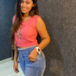Sreethu Krishnan Instagram - Just enjoy where you are now ♥️✨… #sreethukrishnan #simple #enjoy #present #life #nomakeup #shoot #superqueen #zeetamizh EVP Film City