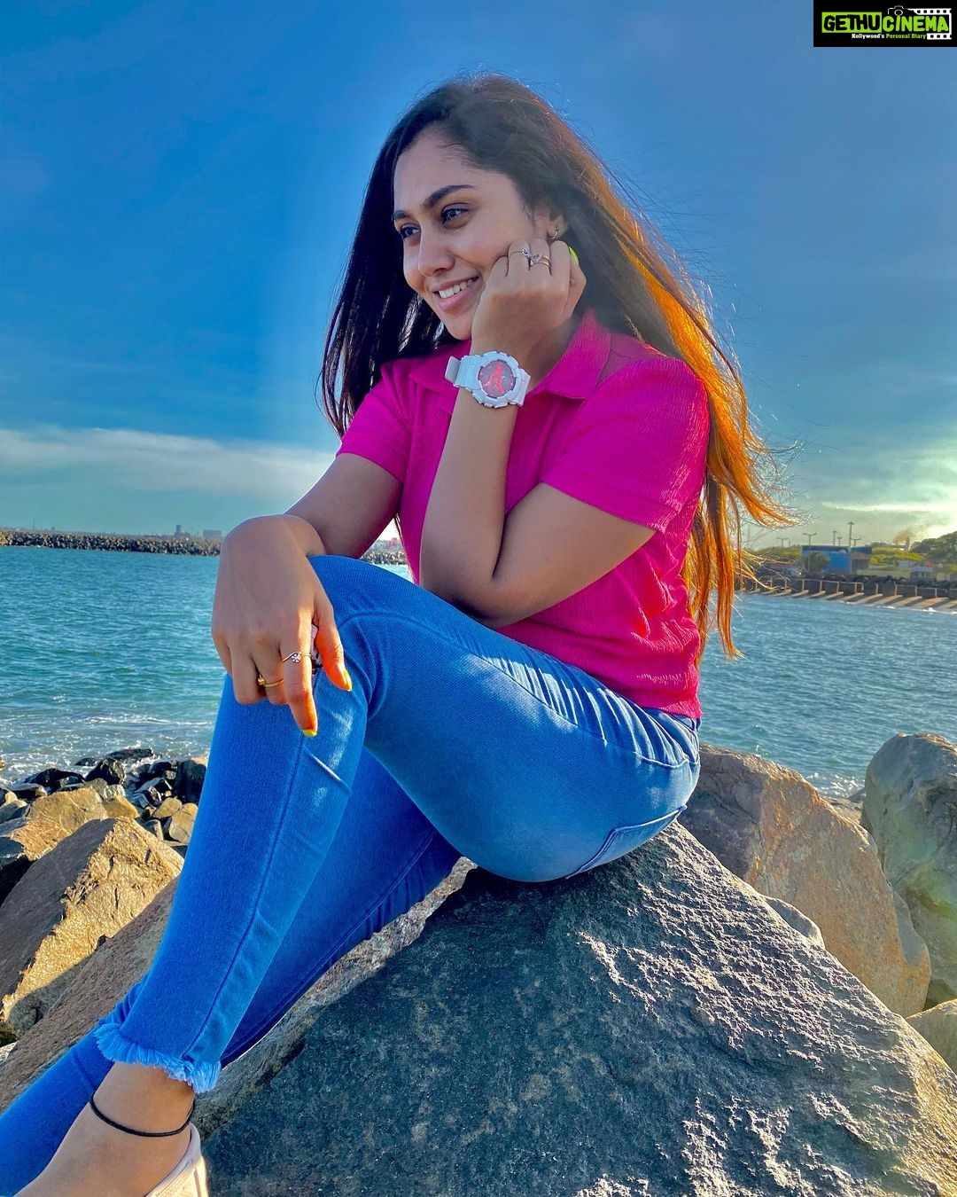 Sreethu Krishnan Instagram - 💕…. #beach #fav #place #love @ my fav place. :)