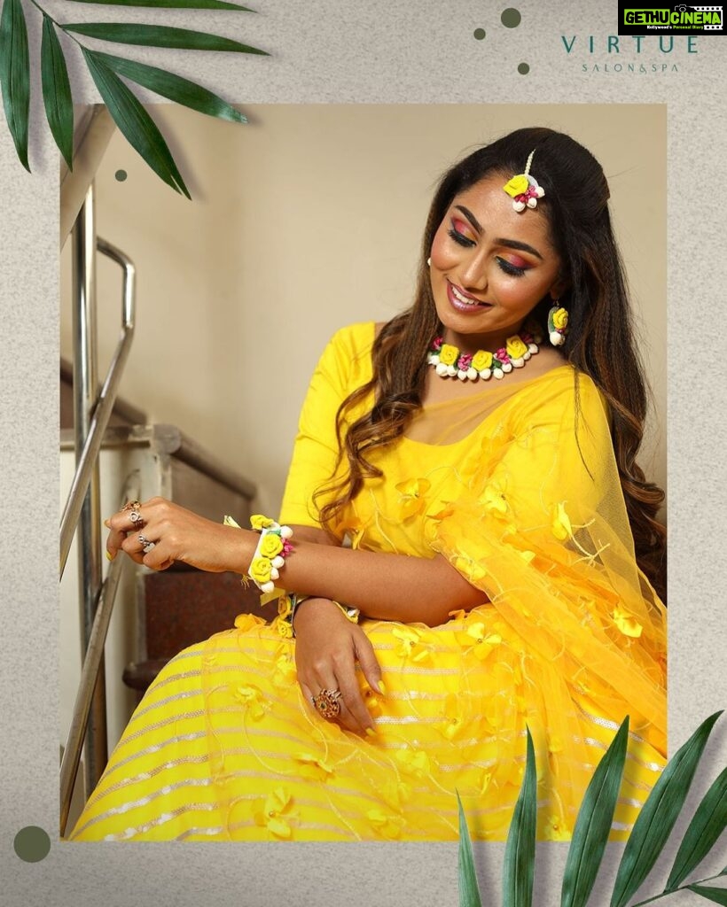 Sreethu Krishnan Instagram - A glorious and vibrant look for Haldi💛 Get your wedding and bridal makeovers done at Virtue and brighten your season even more beautiful✨… Mua nd hairdo @virtuesalonspa Jewels @littlefingers_bridal_jewellery Outfit @roopkritiboutique For further queries contact - 7708887778 #virtueasalonspa #premiumsalon #skin #skincare #chennai #annanagar #skinlove #essentials #trending #fashion #lifestyle #bridalmakeover Chennai, India