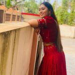 Sreethu Krishnan Instagram - ♾️✨… Outfit and jewels @bougainvilleatvm ♥️ #aleenapeter #ammaariyathe #malayalam #love #♾ #sreethukrishnan #red