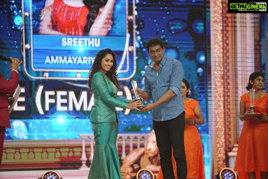Sreethu Krishnan - 53.6K Likes - I wanna thank me for never quittingš§æāØā¦. #selflove
#aleenapeter
Outfit @bougainvilleatvm š
#gratefulandblessed #bestnewface #award #asianet #ata #touchwood