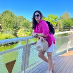 Sridevi Vijaykumar Instagram - No one is too old for fairy tales Believe in the MAGIC 🛕💫🧚‍♀️💥 #disneyland#disneylandparis#magic#castle#europetravel#parisfrance#france#paris#parisdiaries#funtrip#holidayvibes#magical#happytimes#funtime#childhoodmemories#disneycharacters#princess#fairytale#fairytales#disneyparade