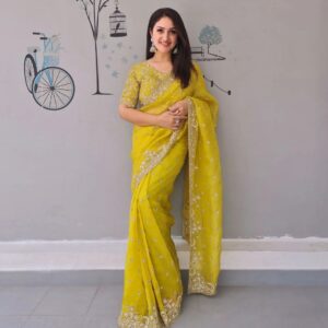Sridevi Vijaykumar Instagram - A very Happy, Blessed and Prosperous Ugadi to you & yours! 💫
.
.
.
.
.
.
.
.
Wearing this beautiful saree from @neerusindia
#sareeoftheday #sareefits #indianaesthetics #indianfits #sareefits #sareeinspiration #indianoutfits #photooftheday #greenfits #greensaare #ugadiwishes #happyugadi #gudipadwa #ugadi2023