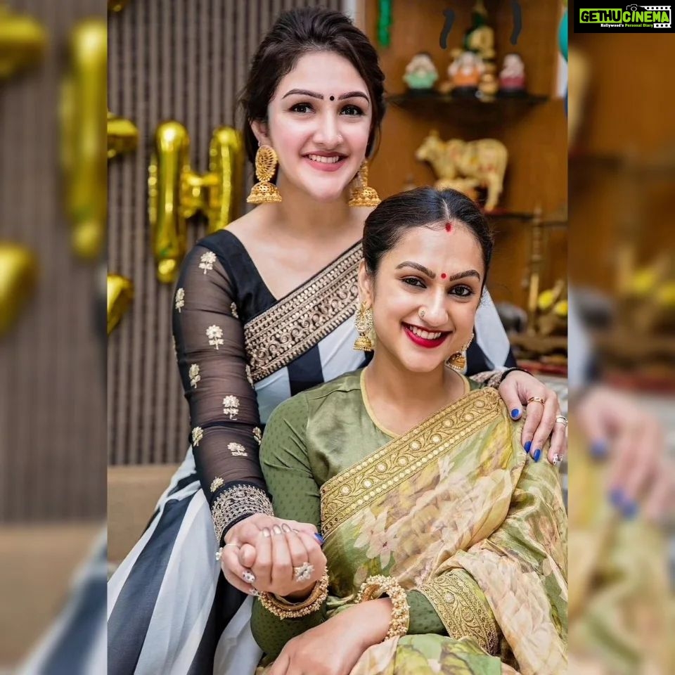 Sridevi Vijaykumar Instagram - A Day with your Sister restores your Soul #sisterlove#sister#bondingtime#sibling#friends#familyfirst#together#home#happyplace#happy#instafeed#instagram#girls#mysister#happyday#occasion#specialday#