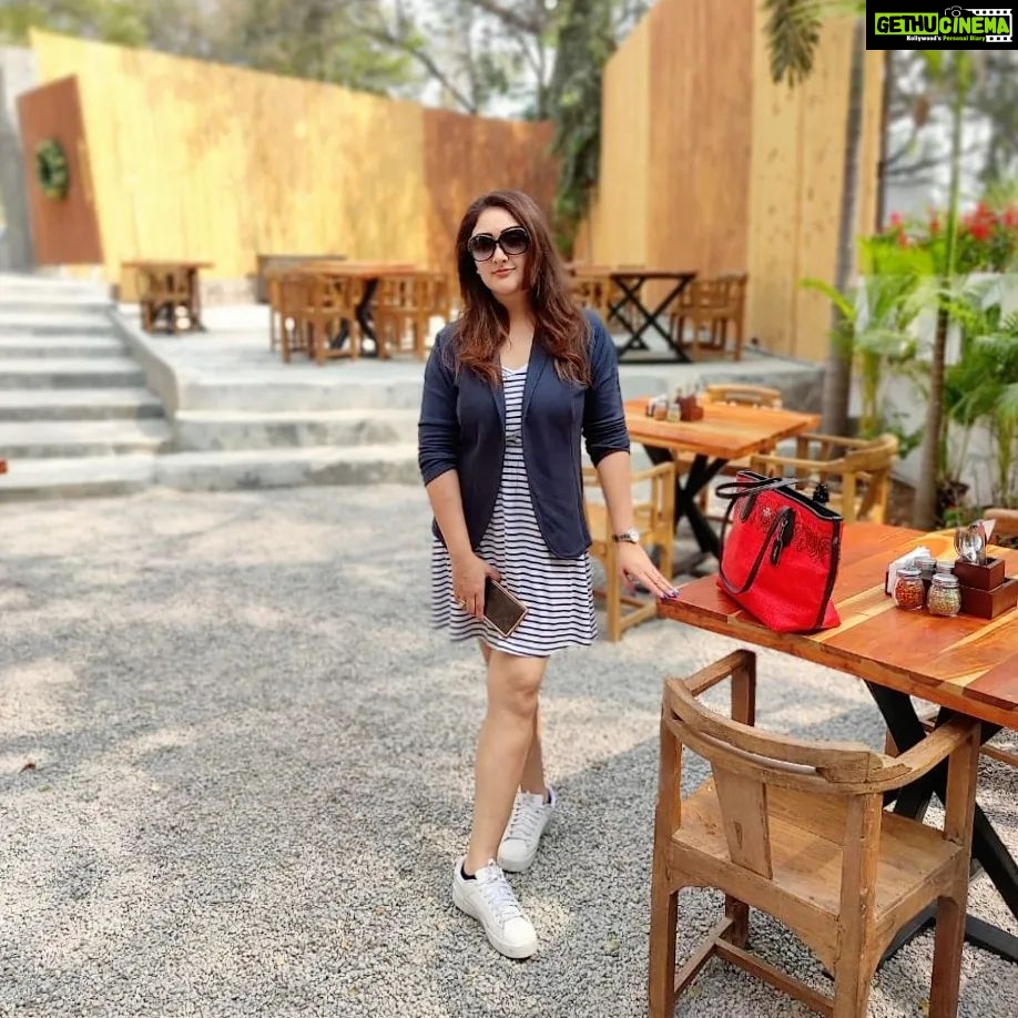 Sridevi Vijaykumar Instagram - No Captions, Just Vibes 😎❤ #justus#weekend#dates#love#together#lunch#coffee#bonding#instafeed#instadaily#picoftheday#couple#couplegoals#happiness#enjoy#live#love#laugh#vibe#enjoythemoment#memories#hyderabad