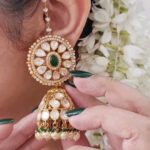 Sridevi Vijaykumar Instagram - 💜💜💜💜 @antiquelotuss @lotus_silver_jewellery @rdm_collections90 #pongal#Sankranti#sankranthi#festival#jewelry#traditional#Indian#saree#kanchipuramsaree#pattusaree#flowers#shooting#work#blessings#feelinggood#happy#festivewear#festivevibes#etvshow