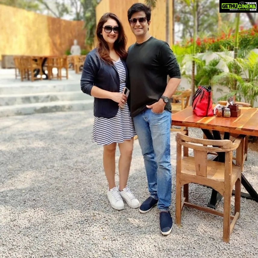 Sridevi Vijaykumar Instagram - No Captions, Just Vibes 😎❤ #justus#weekend#dates#love#together#lunch#coffee#bonding#instafeed#instadaily#picoftheday#couple#couplegoals#happiness#enjoy#live#love#laugh#vibe#enjoythemoment#memories#hyderabad