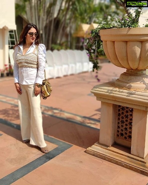 Sridevi Vijaykumar Instagram - She created a Life she Loved ❤️ #justlikethat#happyweek#lovewhatido#sunshine#magic#sparkle#white#love#hyderabad#happyplace#enjoylife#makememories#instafamily#instagram#instaquotes#brightday#happyday#happiness#mylife